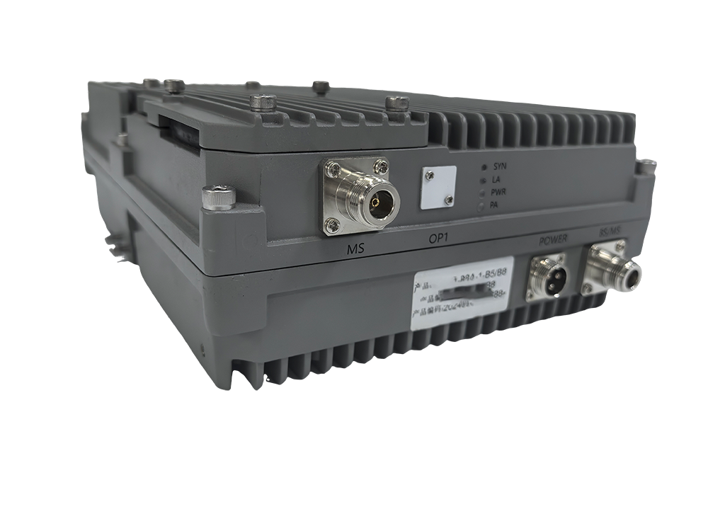  高青三频手机信号接收器2000㎡